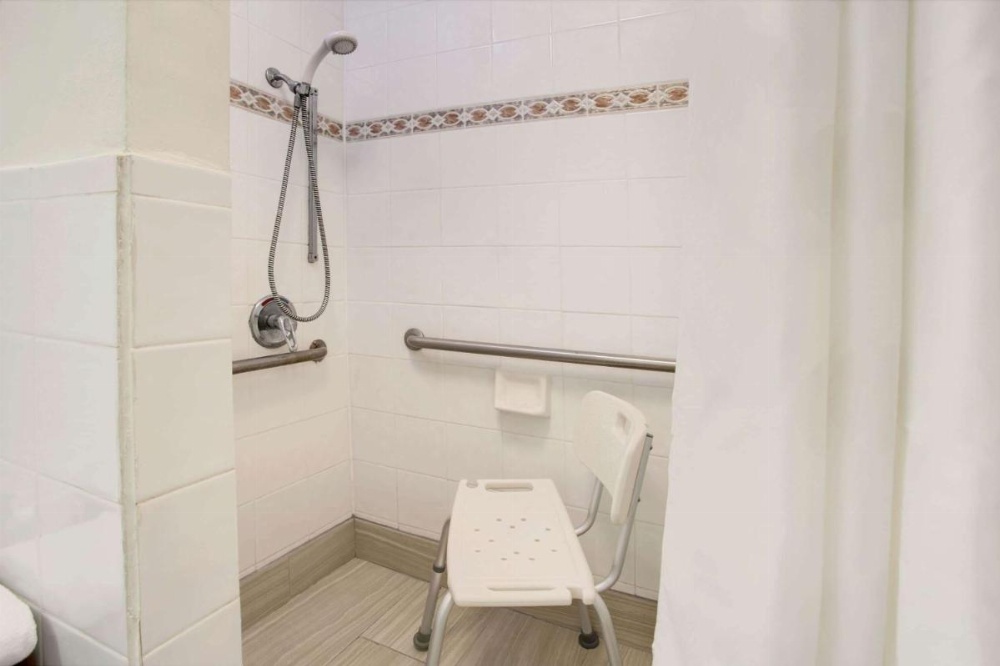 Ramada by Wyndham Fort Lauderdale Airport/Cruise Port Image 17
